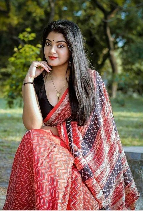 Nidhi Mumbai escorts