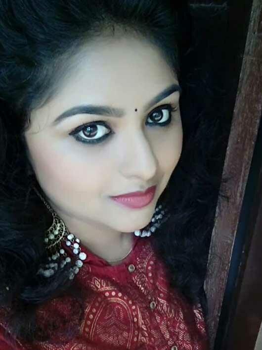 Russian Escorts In Mumbai