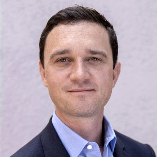 Brian Hooks Headshot