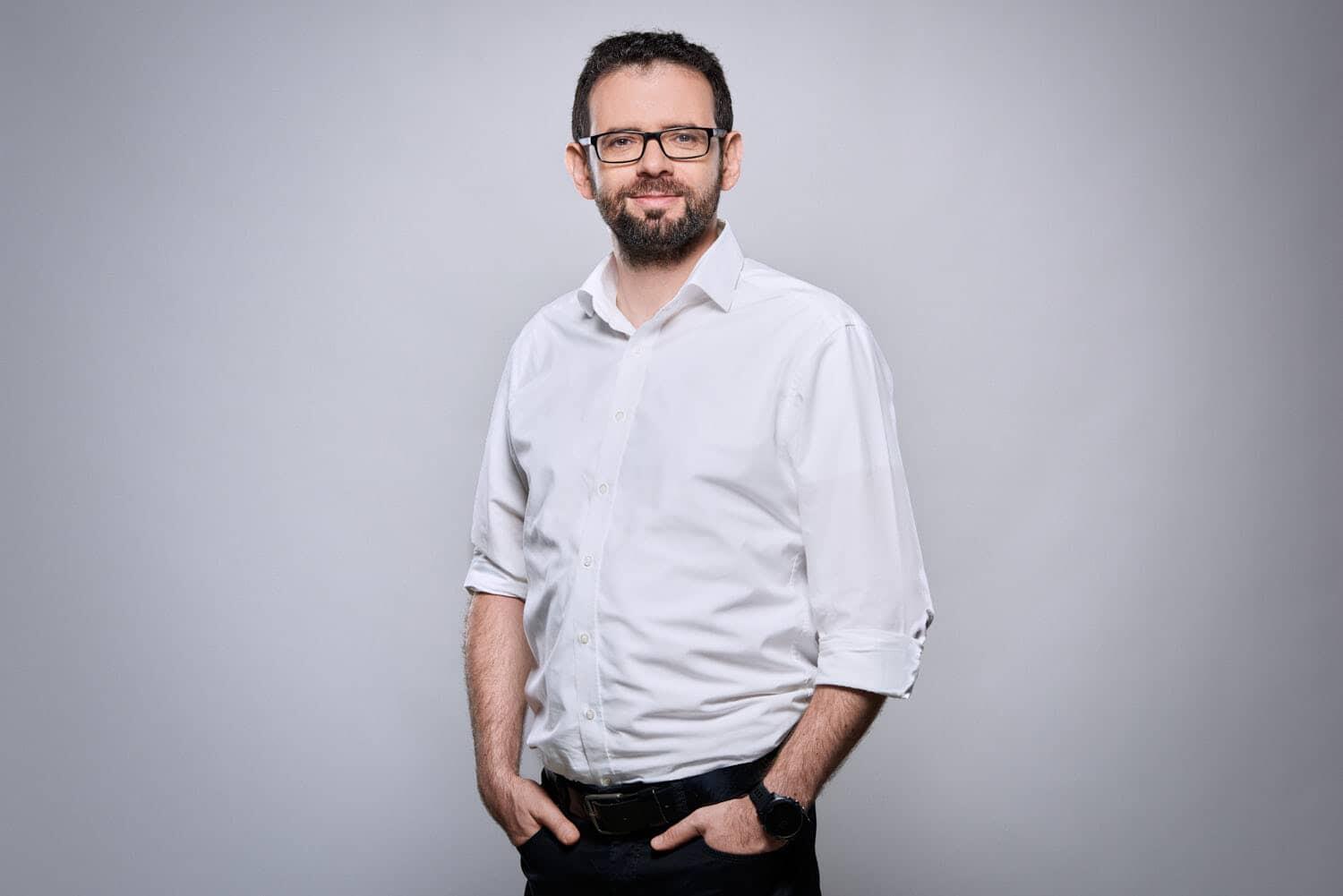 Speaker headshot