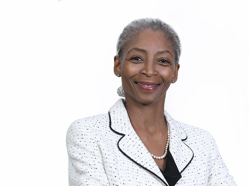 Nonkululeko Nyembezi
