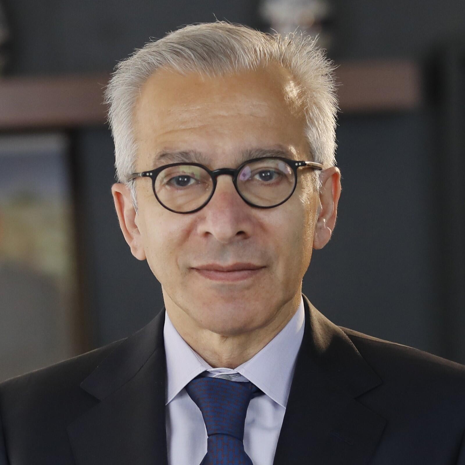 H.E. Amer Bisat headshot