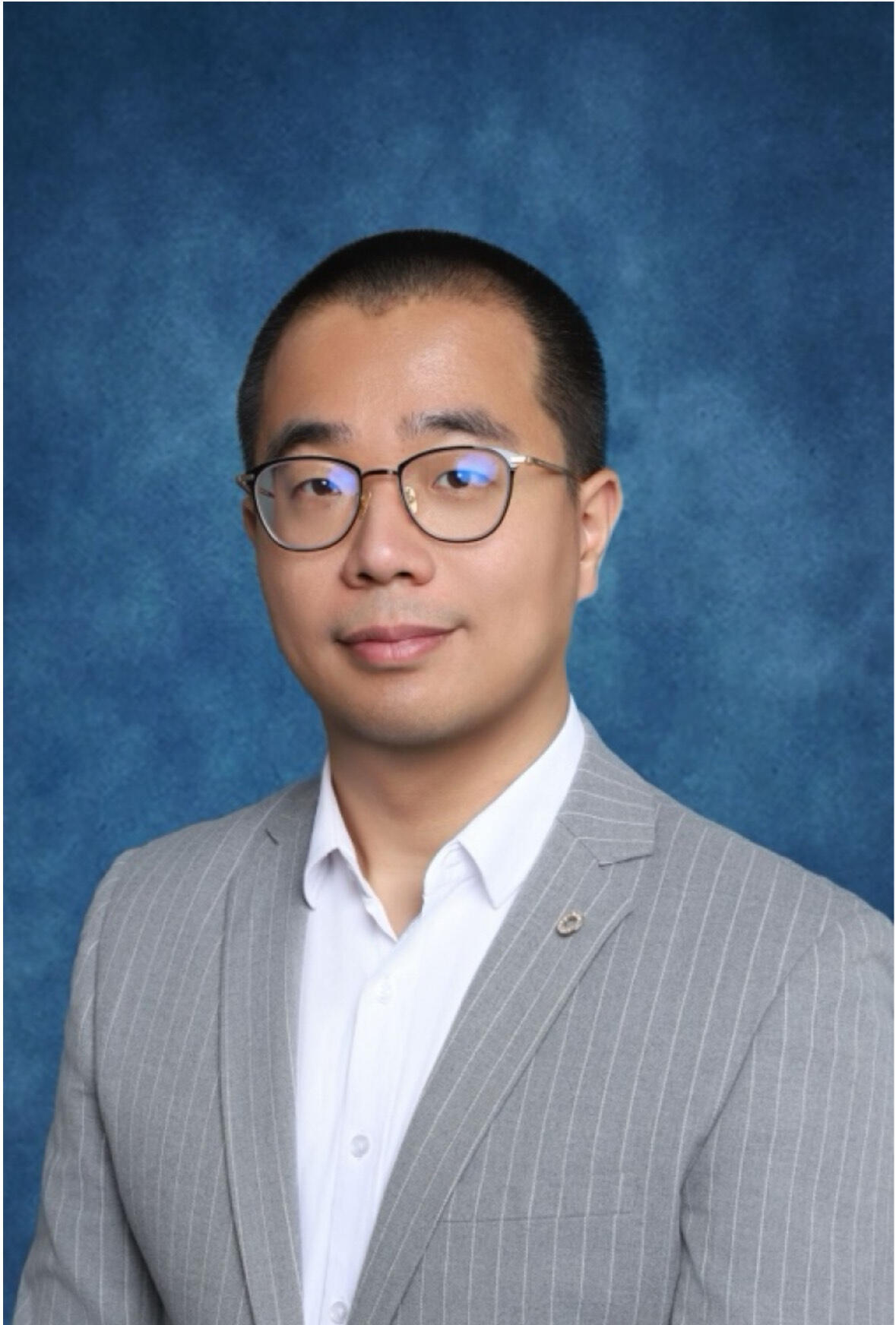 Haiyang Ru headshot