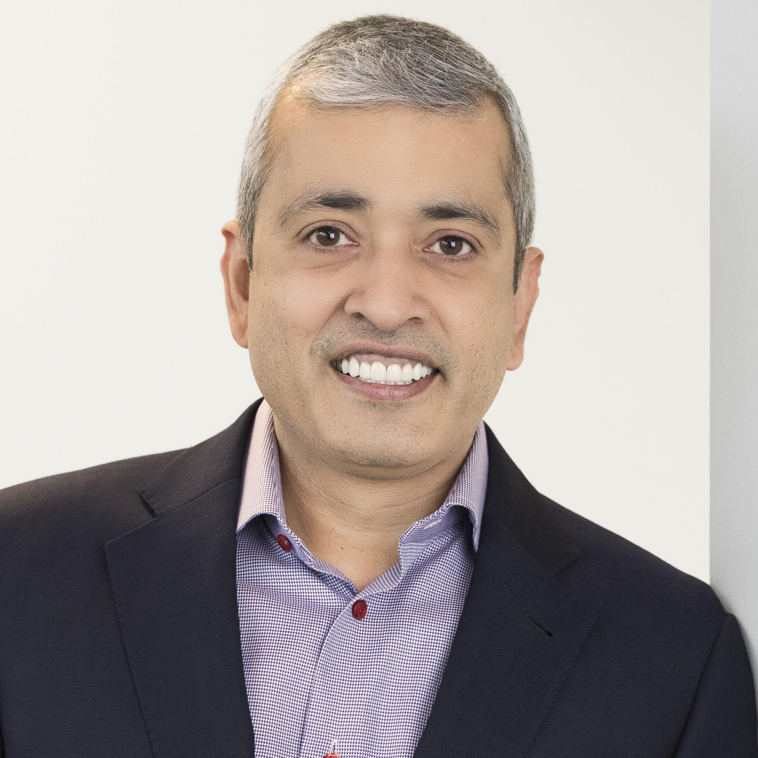 Nitin Tandon headshot
