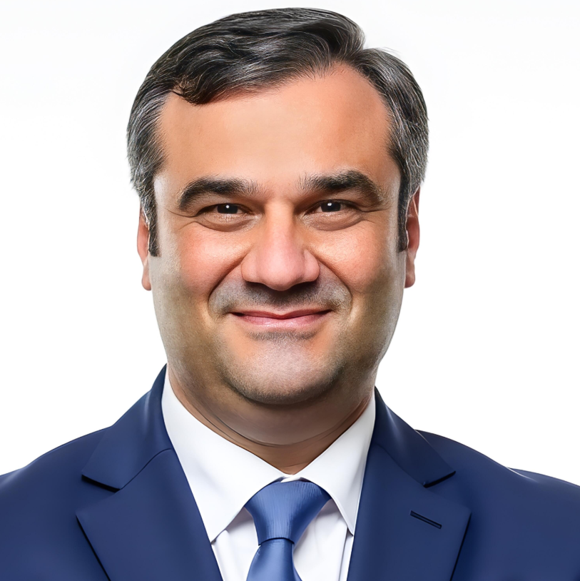 Abdul Kader AlHussrieh headshot