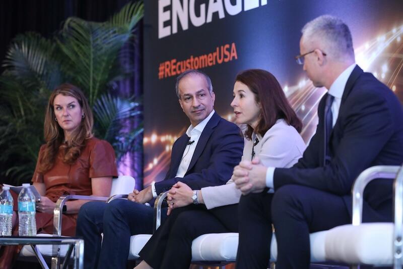 Speakers presenting during interactive workshop at Pharma Customer Engagement USA conference