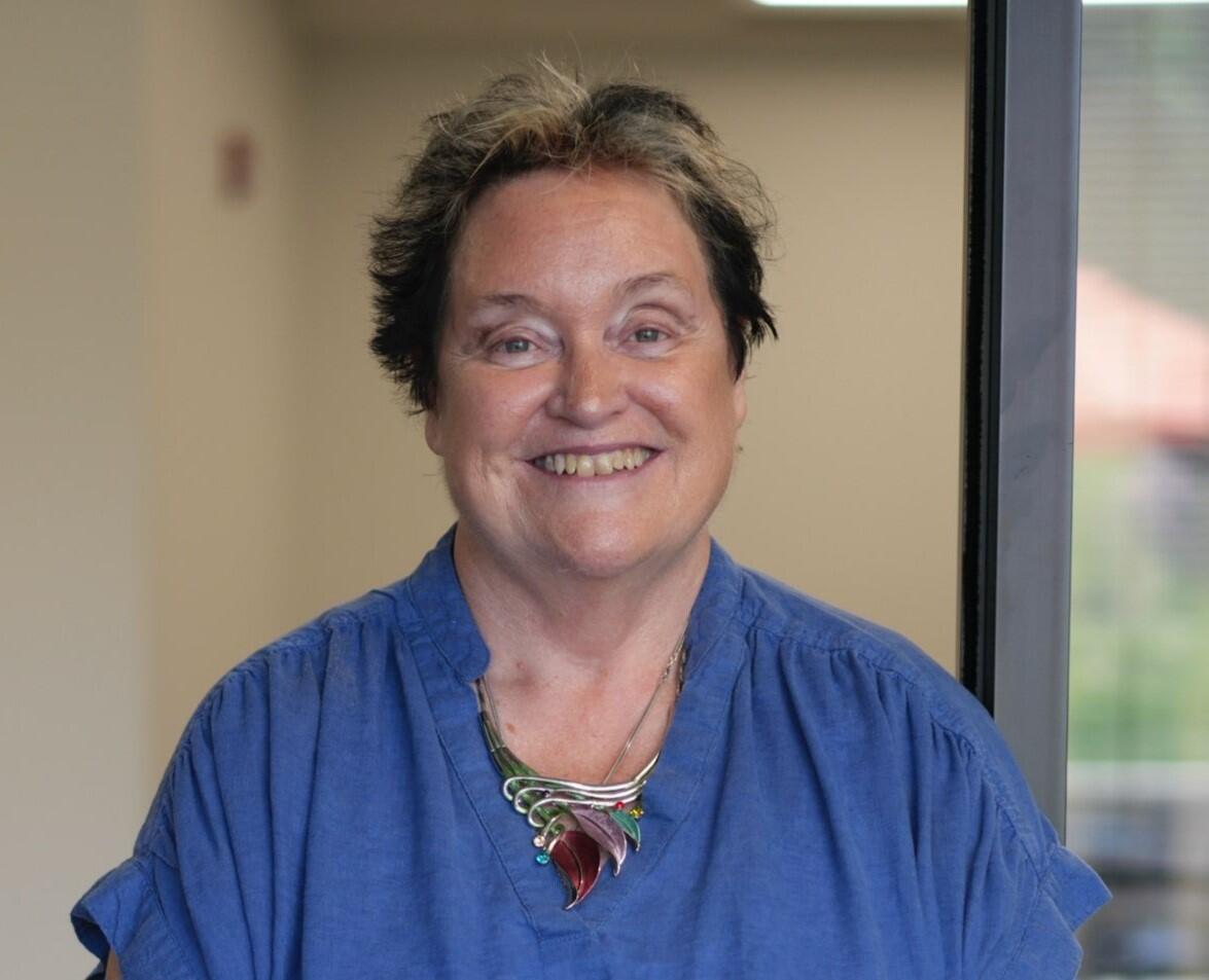 Melissa Sanderson Headshot