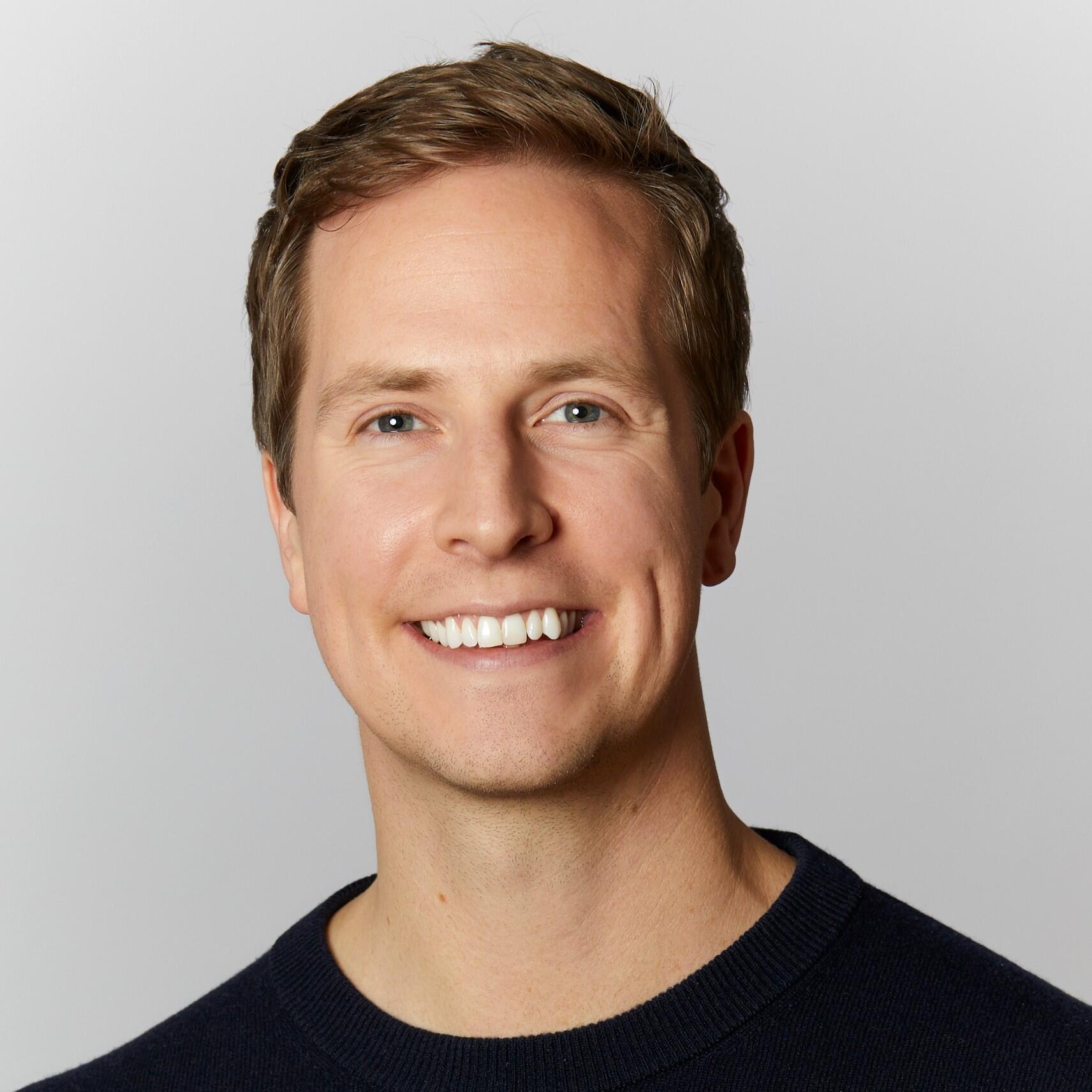 Evan Smith headshot