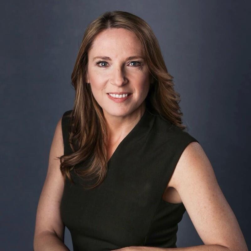 Dawn Kopecki headshot