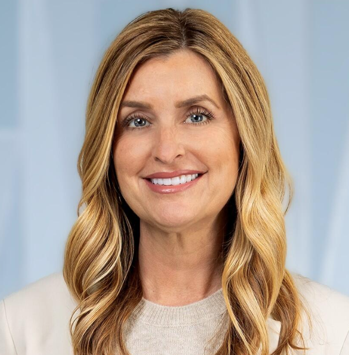 Denise Haeggberg headshot