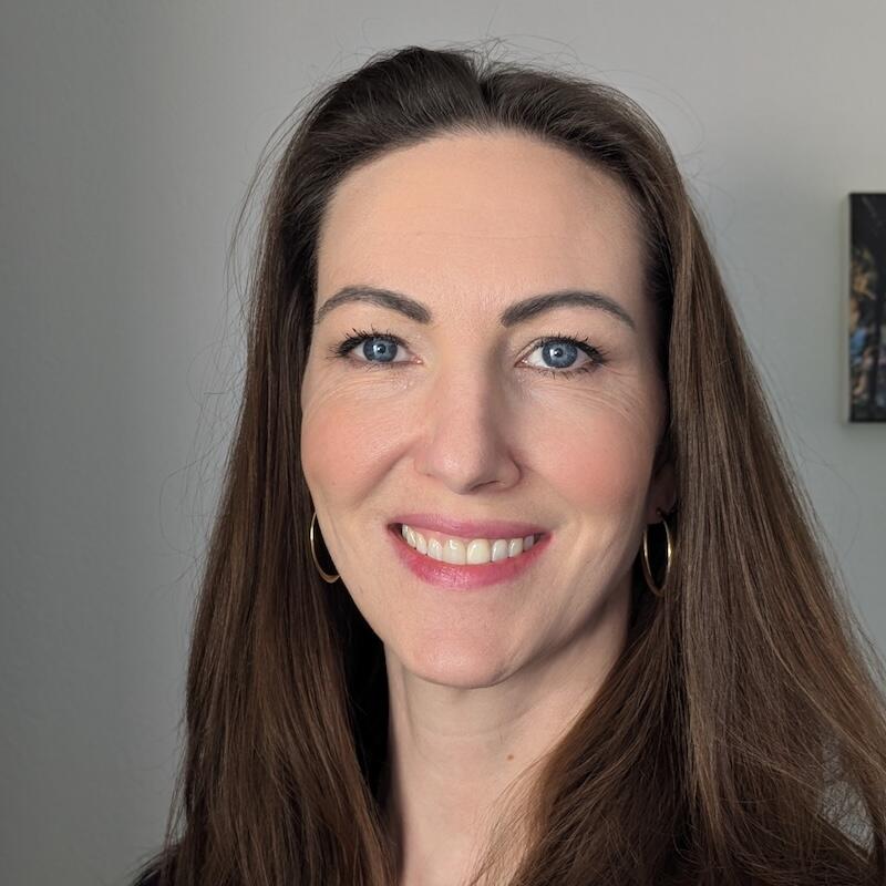 Jen Gennai Headshot