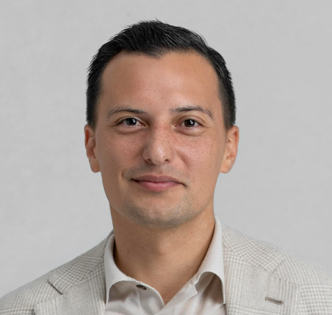 Nicolas Bijan headshot