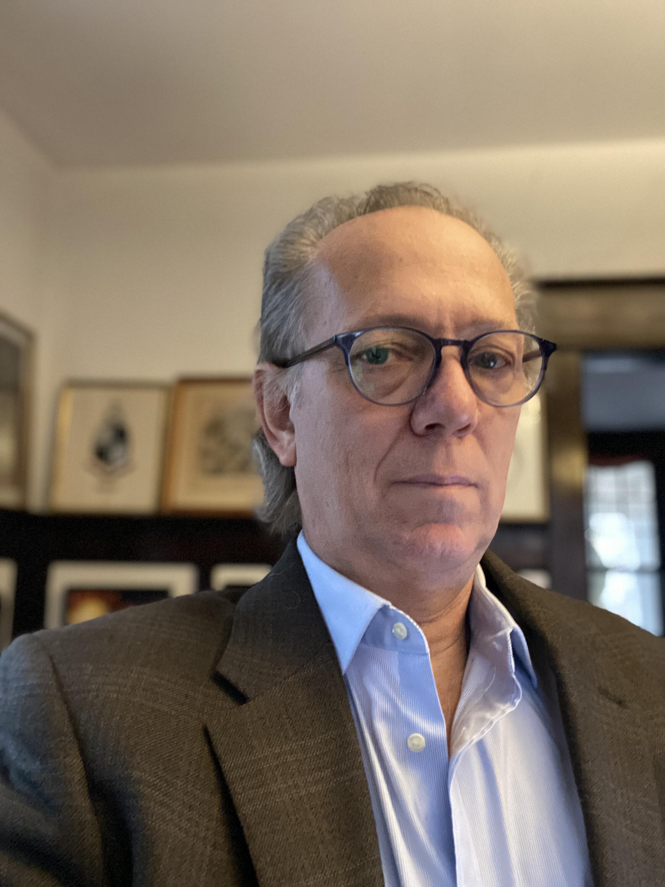 Howard Schneider headshot
