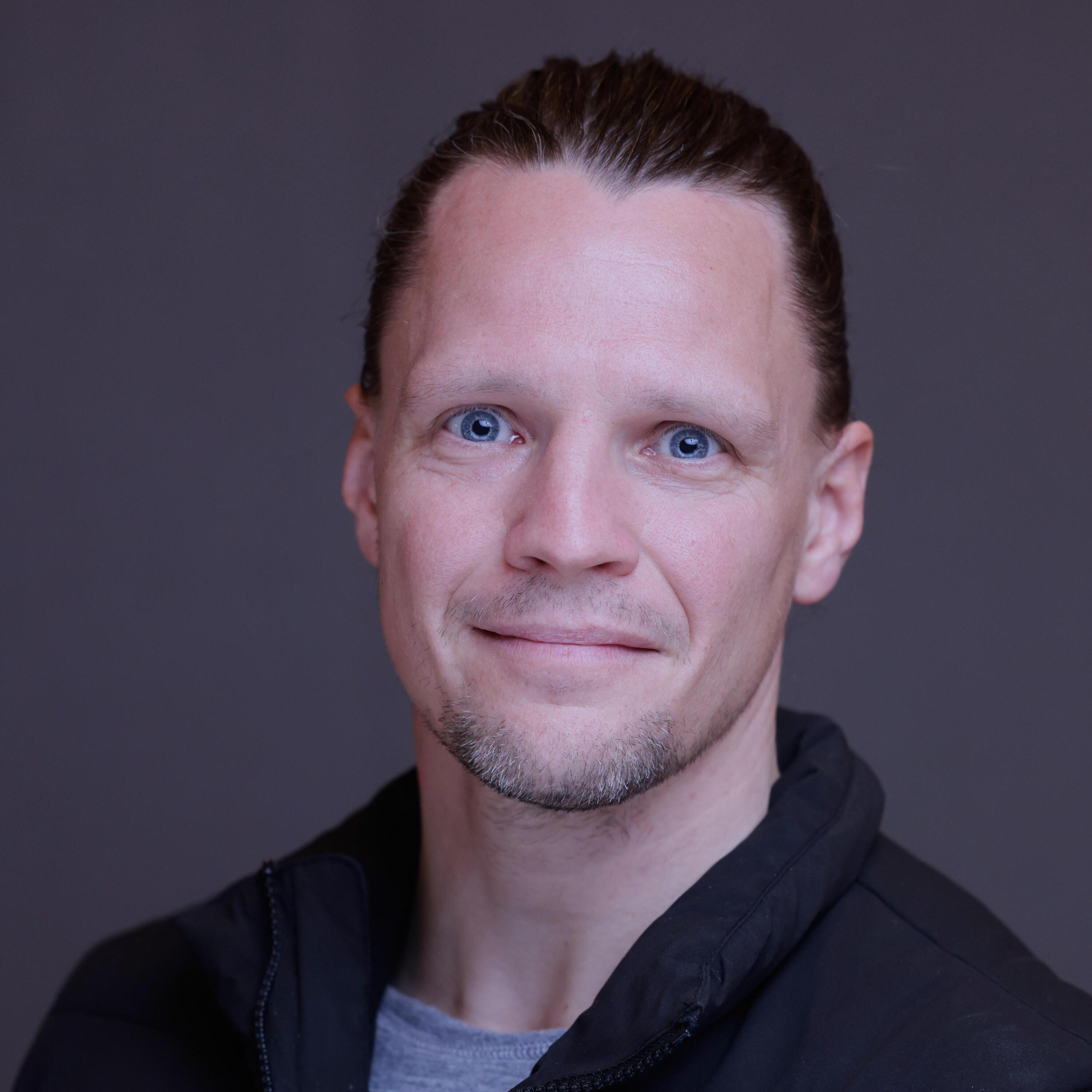 Speaker headshot