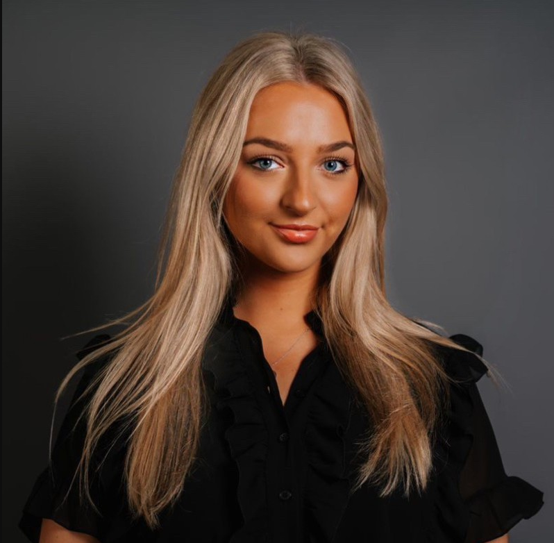 Headshot of Olivia Browne