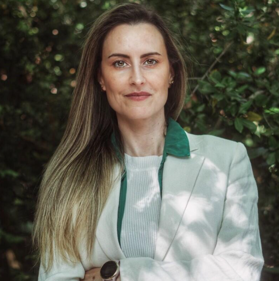 Rita Dias headshot