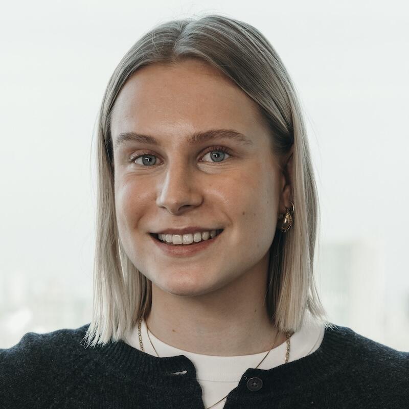 Emily Smith headshot