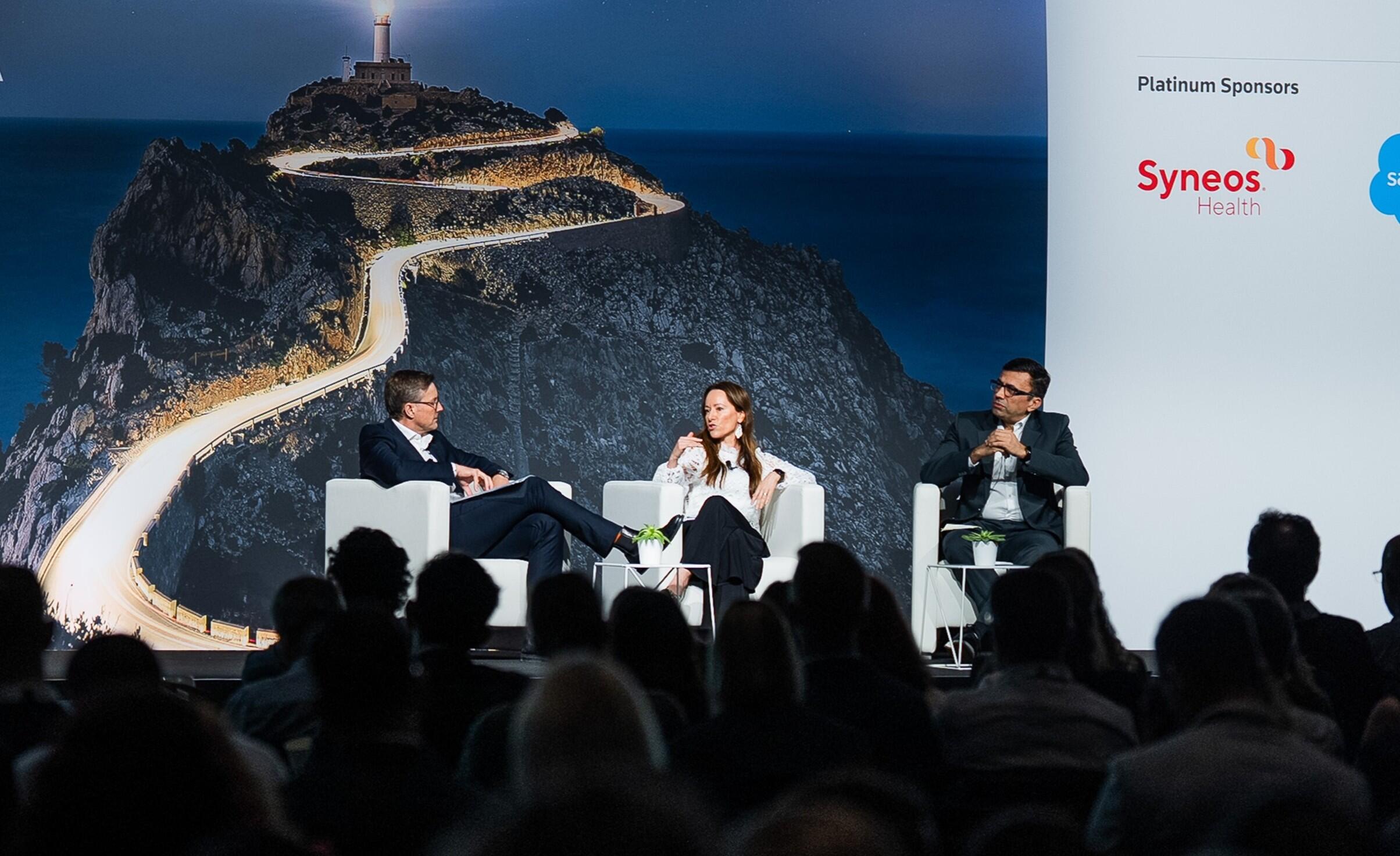 Three speaker son stage at Pharma Europe