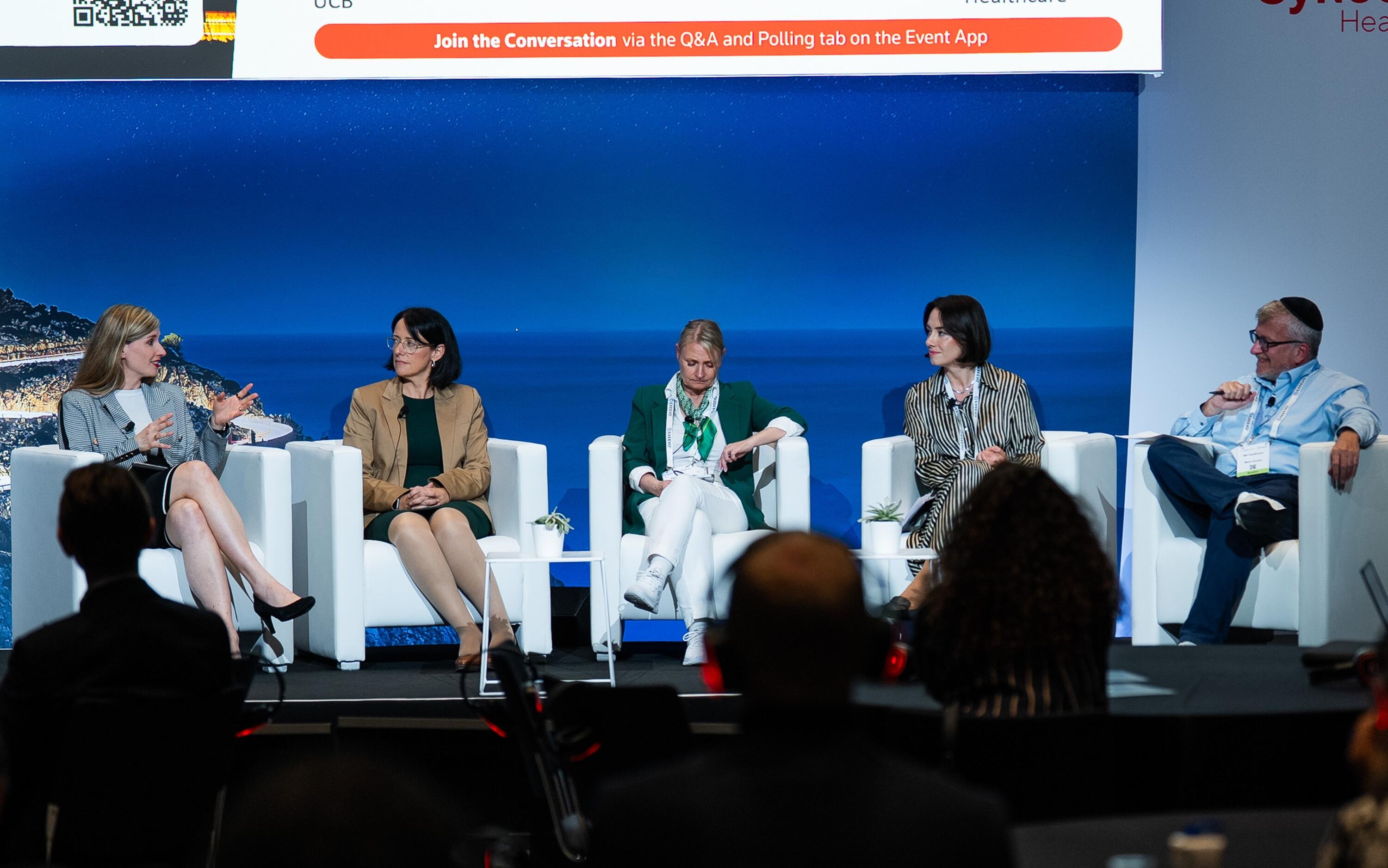 5 panellists onstage at Pharma Europe 2026
